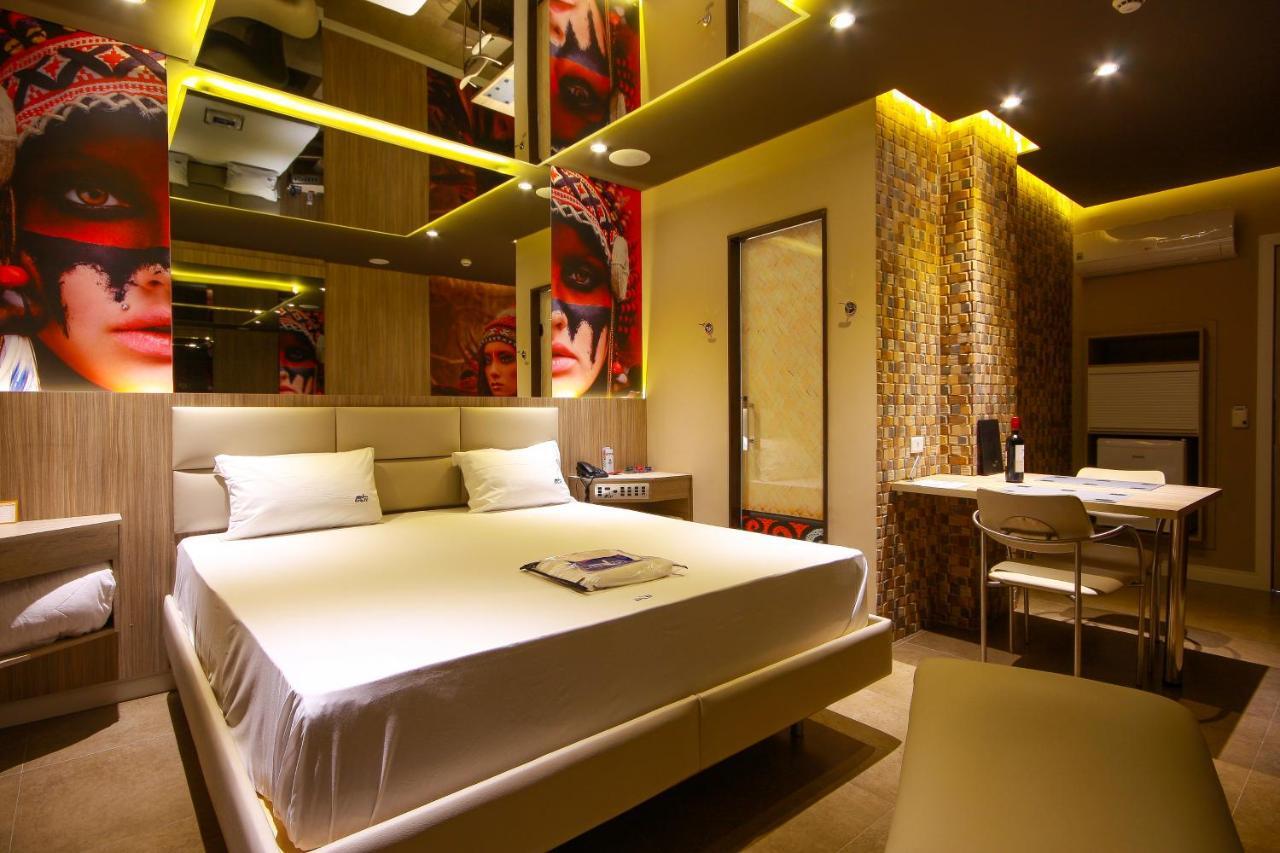 Motel Golf (Adults Only) Osasco Dış mekan fotoğraf