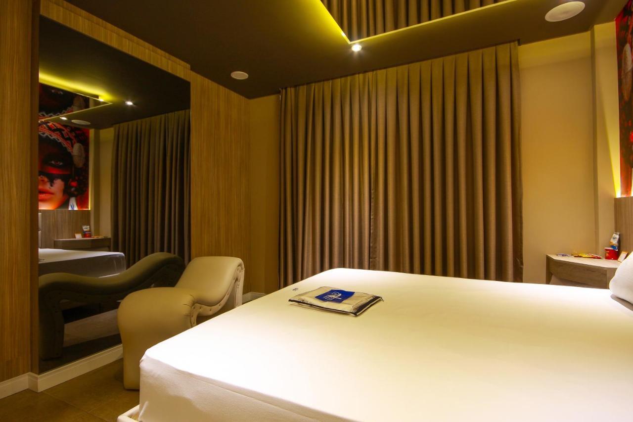 Motel Golf (Adults Only) Osasco Dış mekan fotoğraf